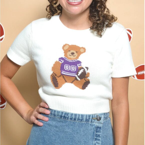 LE LIS Women's Football Purple Teddy Bear Crop S/S Gameday Sweater - Ivory - Picture 1 of 3